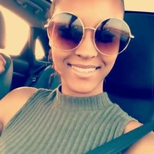 Meet your Posher, Ayanna